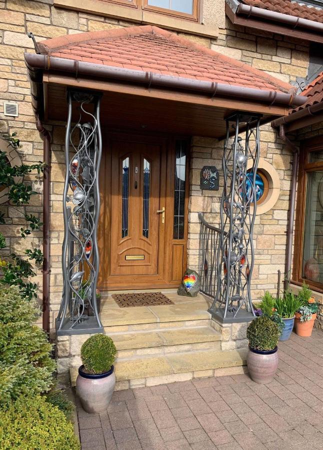 Luxury Seaside Home With Incredible Views Kirkcaldy Exterior photo
