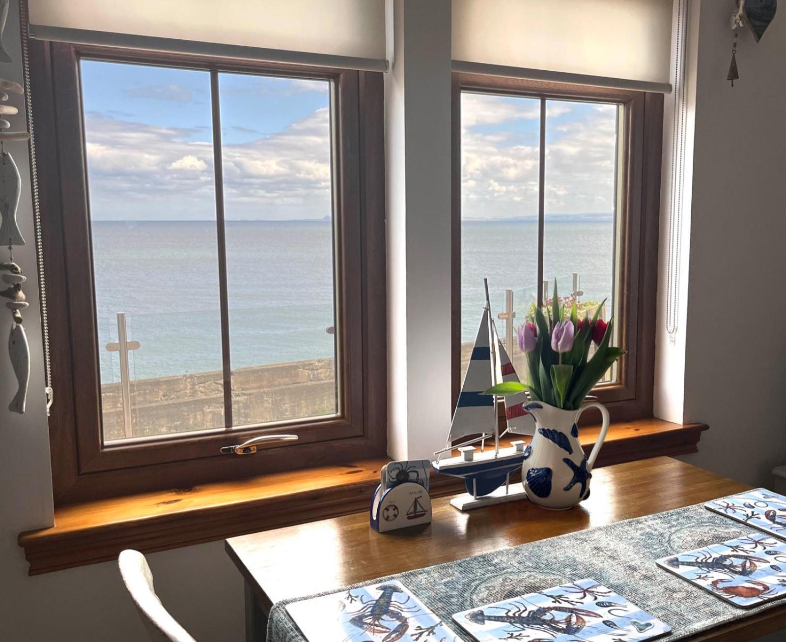 Luxury Seaside Home With Incredible Views Kirkcaldy Exterior photo